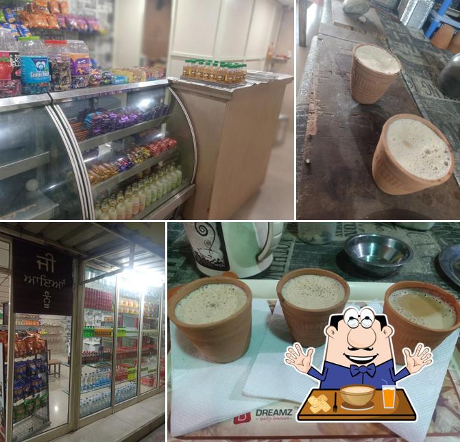 Clam chowder at Tadka Maggi Cafe