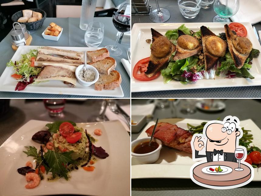 LA TABLE DES TROYS