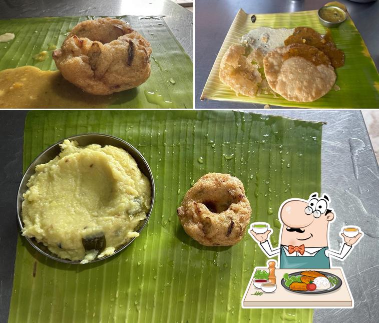 Meals at Lakshmi Vilas Hotel