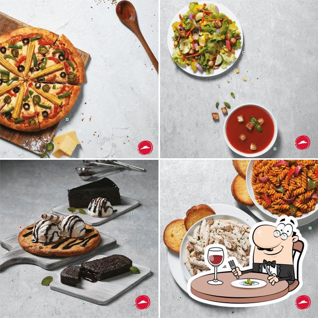 Meals at Pizza Hut Sector 57, Gurugram