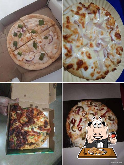 Order pizza at Hunger's Pizza