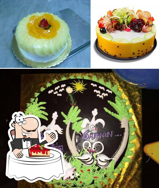 Food Plaza serves a number of desserts