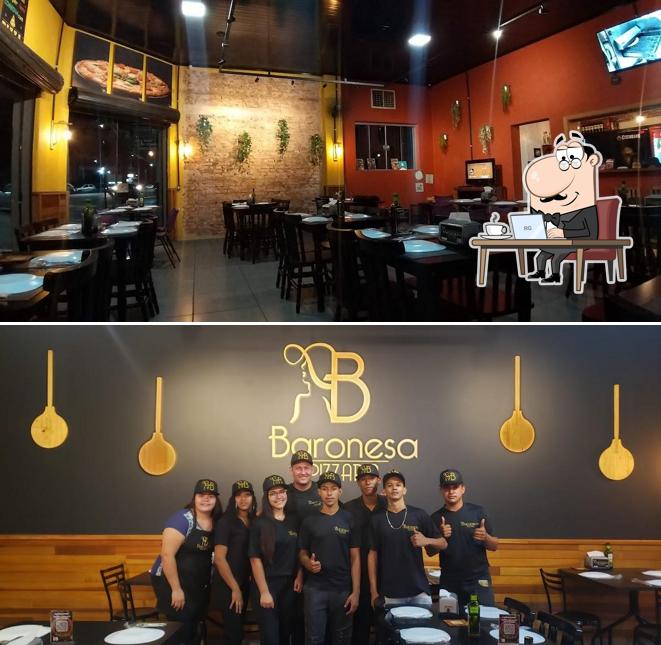 Veja imagens do interior do Baronesa Pizzaria Cambará