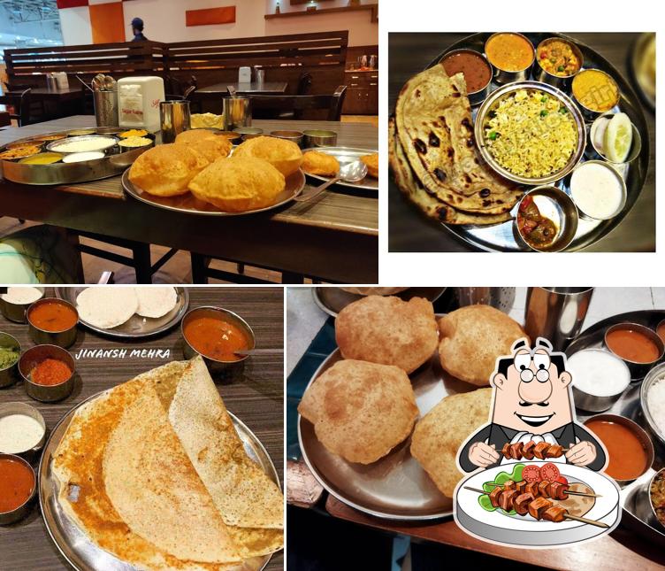 Food at Sagar Ratna