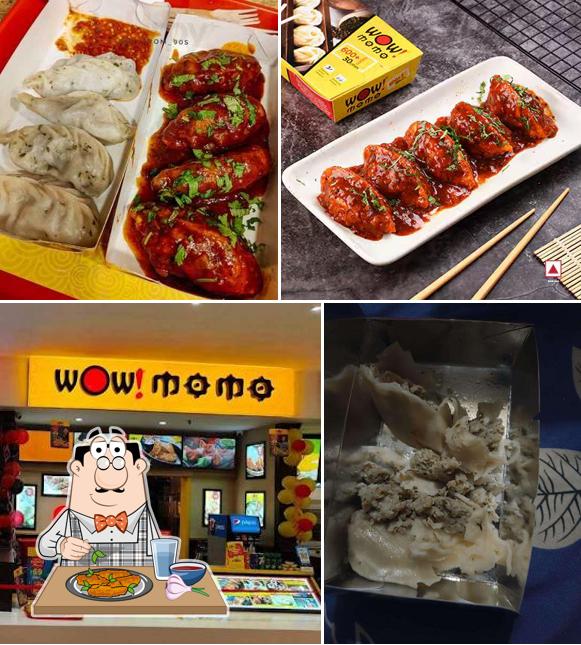Chicken wings at Wow! Momo