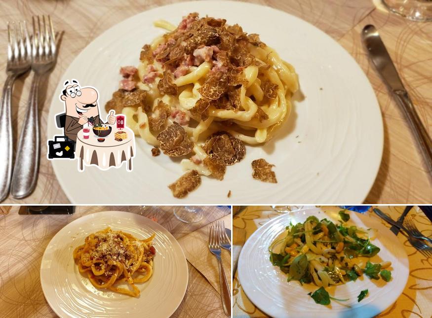 Platti al la pentolaccia