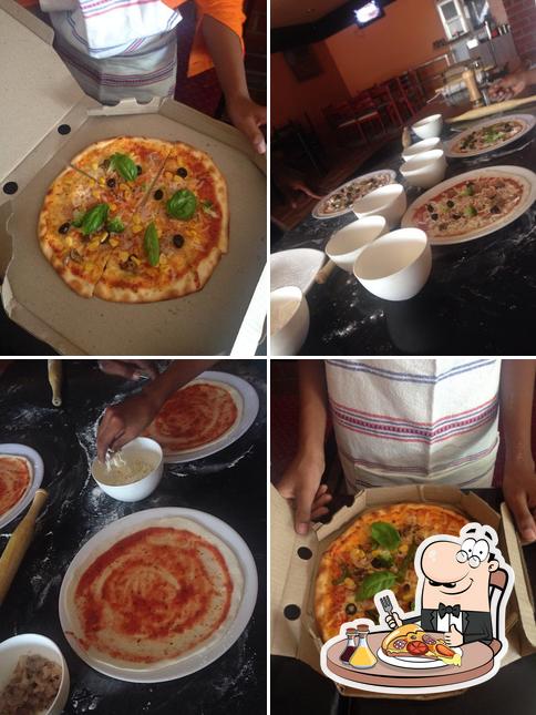 Pick pizza at Olive n Olive , Karur