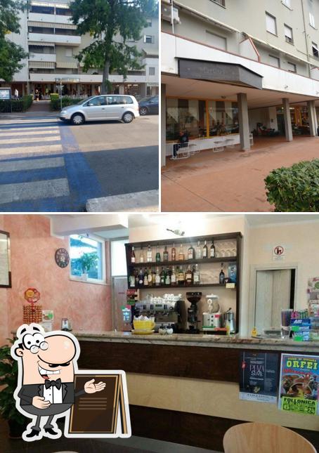 Tra le varie cose da Bar Martin' s Coffee&Lunch si possono trovare la esterno e bancone da bar