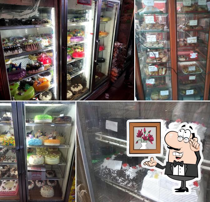 Supreme Sweets & Snacks