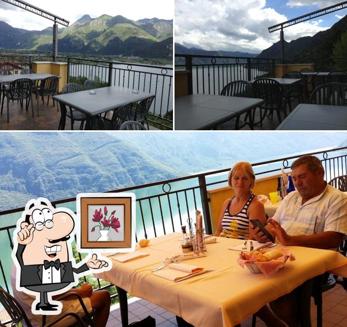 Dai un'occhiata agli interni di Ristorante Villa La Pausa