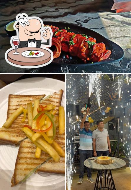 Food at Brewlicious Rooftop Bar Restaurant in Jaipur