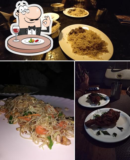 Food at Sri Yati Restaurant, Bakers & Confectioners