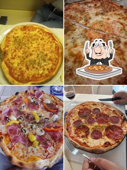 Ordina una pizza a Restaurant La Carbonara