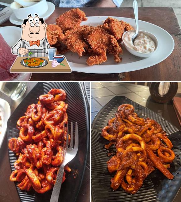 Chicken wings at Amarela Restaurant with Bar
