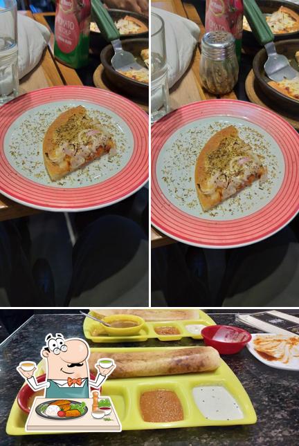 Food at Pizza Hut Grand Walk, Ludhiana