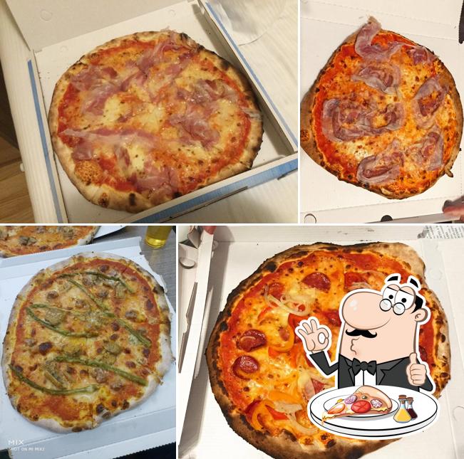 Scegli una pizza a Pizzeria Spano` Di Nini E Vanda