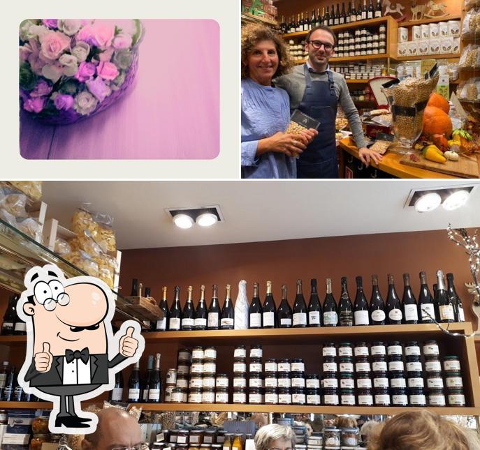 Vedi la foto di Bottega Del Pane