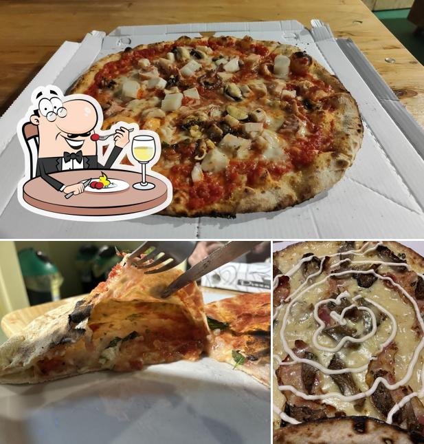 Platti al Pizzeria Ohana - Assemini