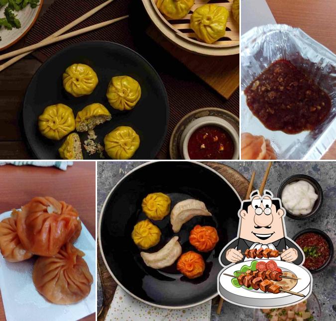 Food at Zomoz - The Momo Company