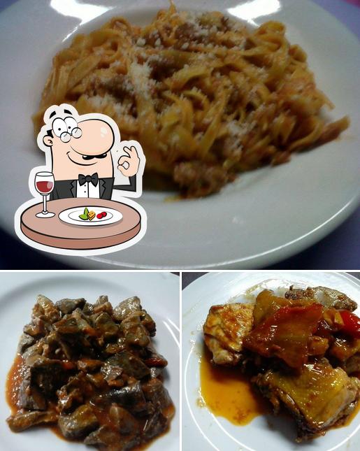 Platti al Ristorante-pizzeria La Castagneta