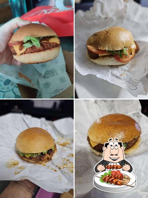 Meals at Louis Burger, Indirapuram