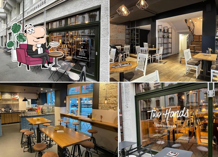 Gli interni di Two Hands Restaurant