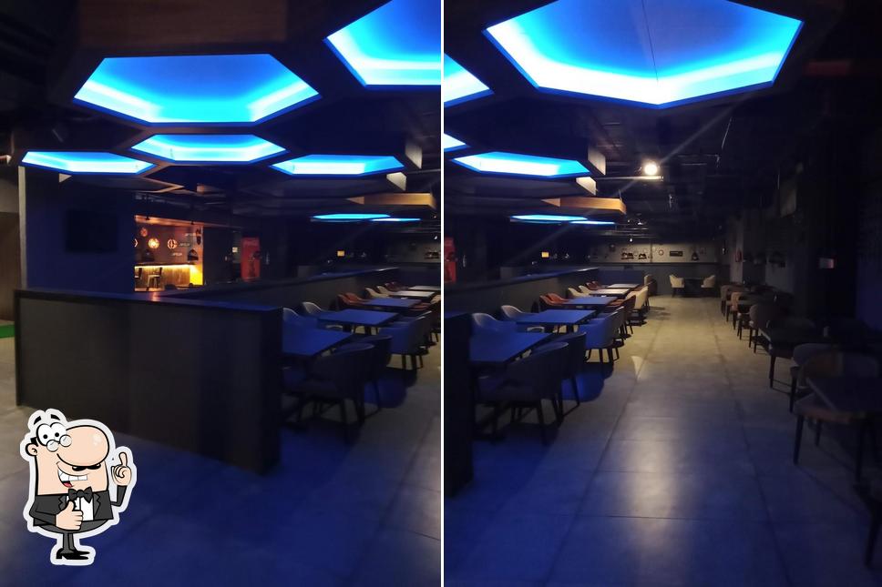 Here's a pic of Cheers Bar