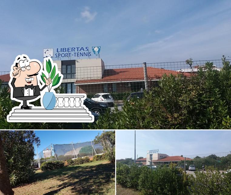 Puoi goderti l'aria fresca dal dehors di Libertas Sport Tennis Livorno