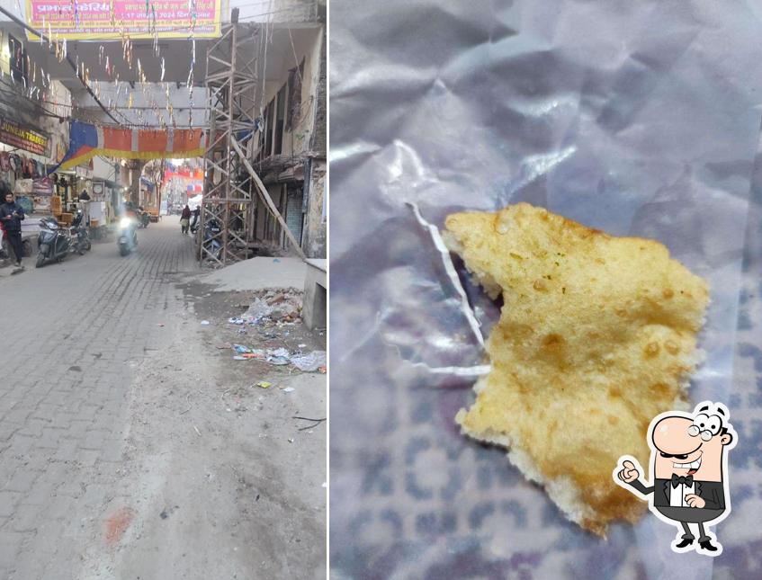 The exterior of Preet Chhole Bhature