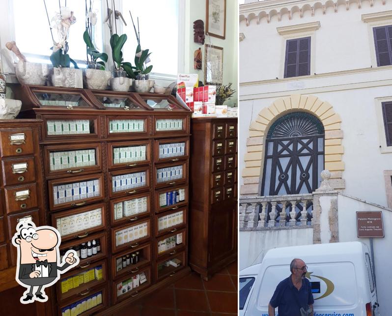 Siediti a un tavolo di Bar del Corso