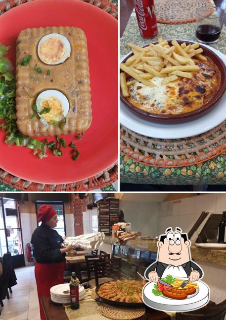 Comida em Restaurante Canto da Marechal