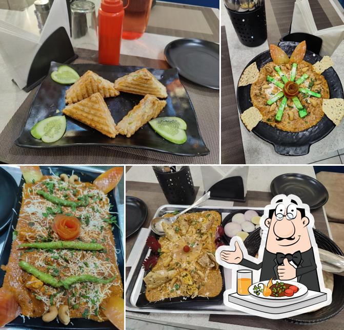 Food at Siyaram family restaurant