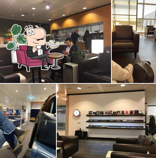 Dai un'occhiata agli interni di SWISS Business Lounge