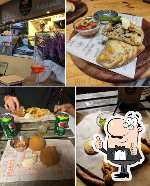 Guarda la foto di La panada