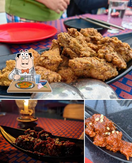 Chicken wings at Kim Mohan'S Restaurant & Cafe