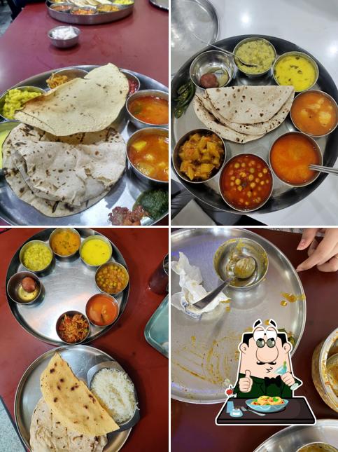 Food at Pankaj Bhojanalaya(Pure veg & Jain food)