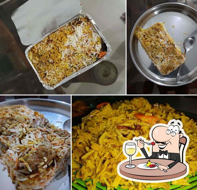 Food at Roni's Food Planet