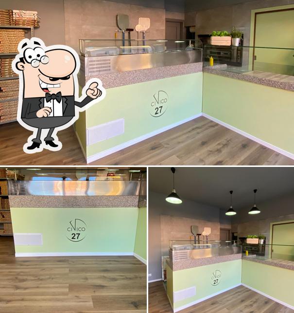 Gli interni di Civico 27 Pizzeria Romana