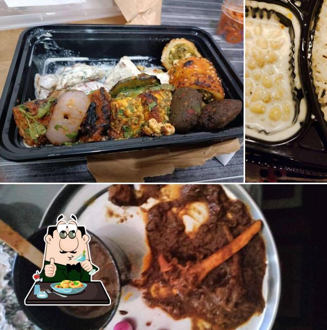 Macaroni and cheese at Permanent Foodmates