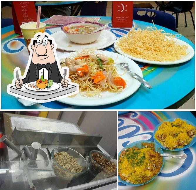 Food at What the Scoop