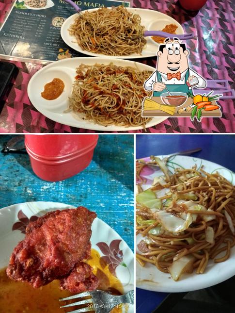 Spaghetti bolognese at Momo Corner
