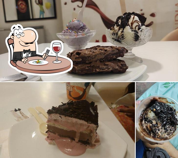 Food at CREAM & FUDGE