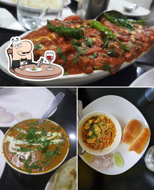 Food at Hotel Veg Treat