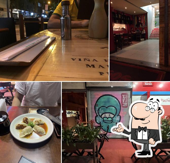 Sente em uma das mesas no Haru Sushi Bar