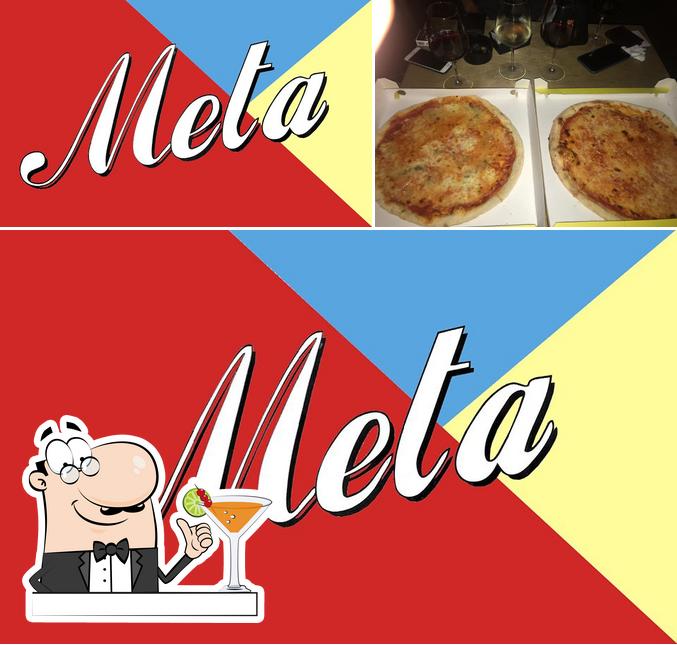 Goditi un drink dal menu