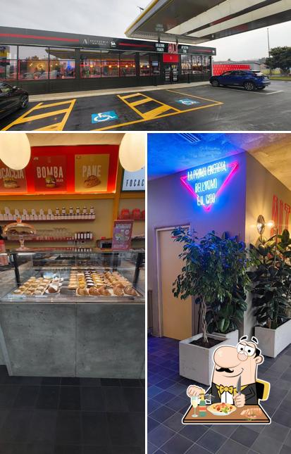 La immagine della cibo e esterno di ALT Stazione del gusto