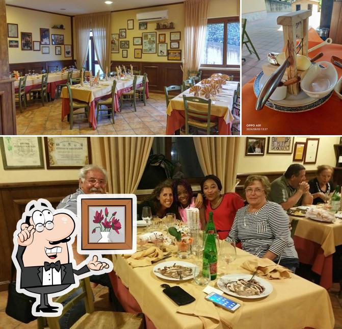 Dai un’occhiata alla immagine che presenta la interni e cibo di Ristorante Il Vecchio Castagno