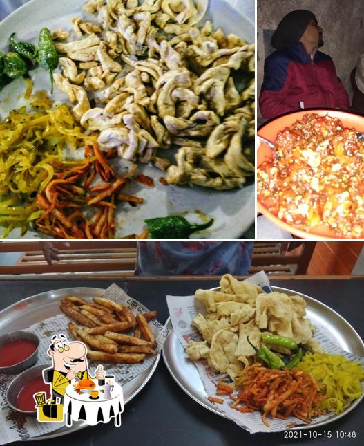 Food at Satyam Hotel
