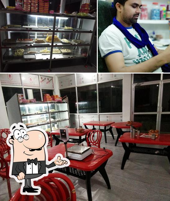 The restaurant's interior and food