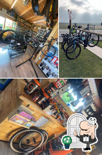 Guarda gli esterni di APRE BIKE